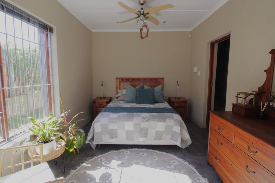 4 Bedroom Property for Sale in Noorsekloof Eastern Cape